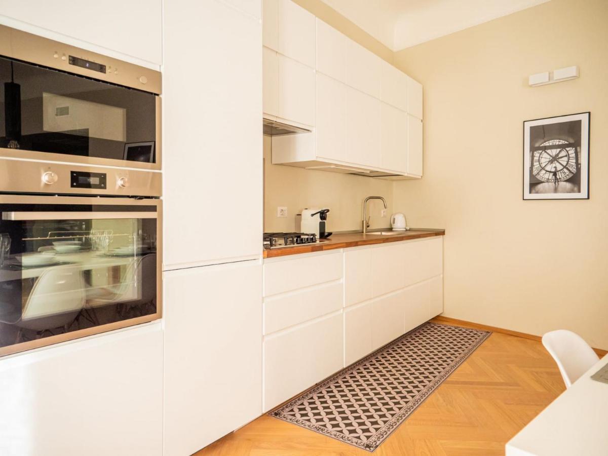 מילאנו The Best Rent - Cozy Two-Bedrooms Apartment In Pasteur District מראה חיצוני תמונה
